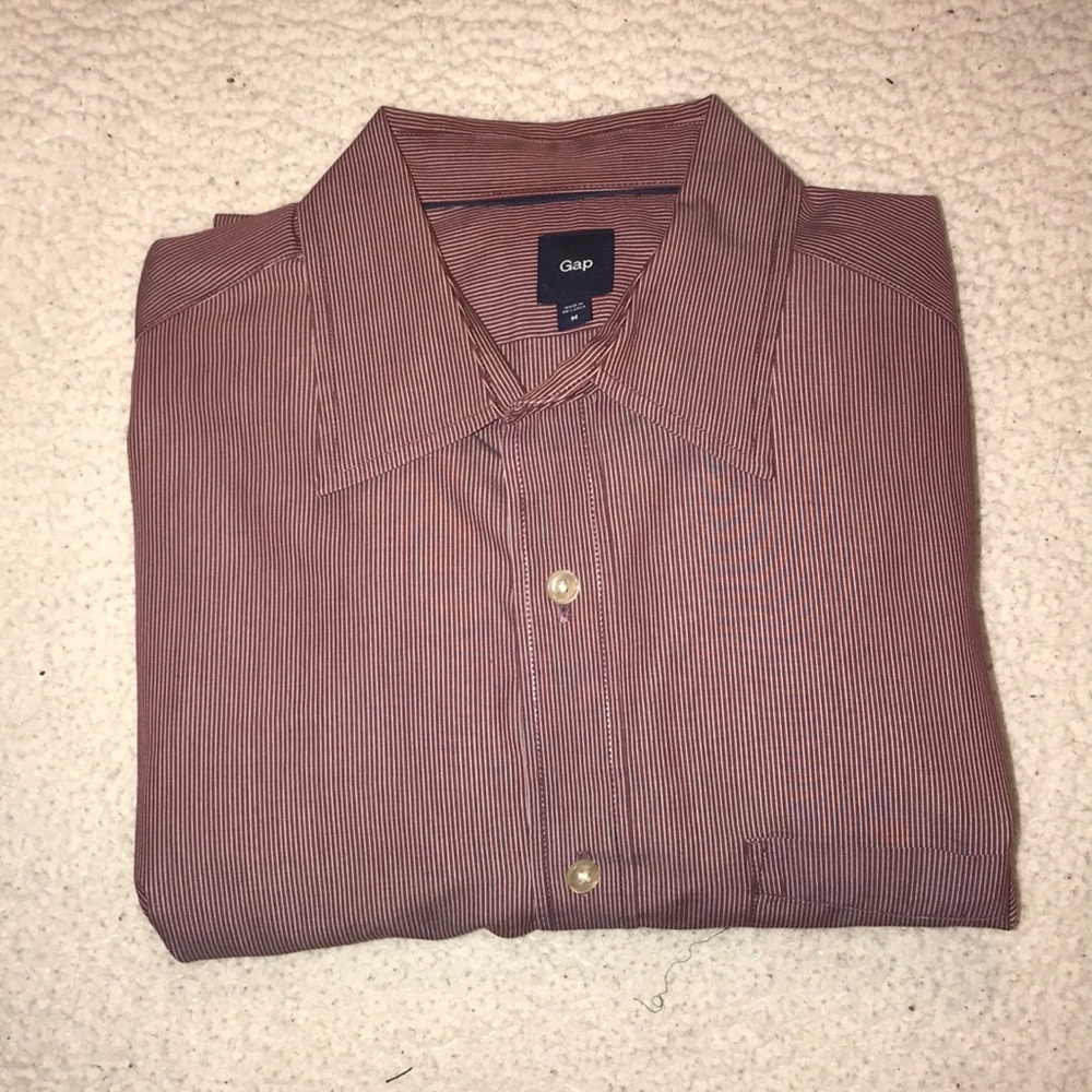Men’s Gap Button Down Shirt